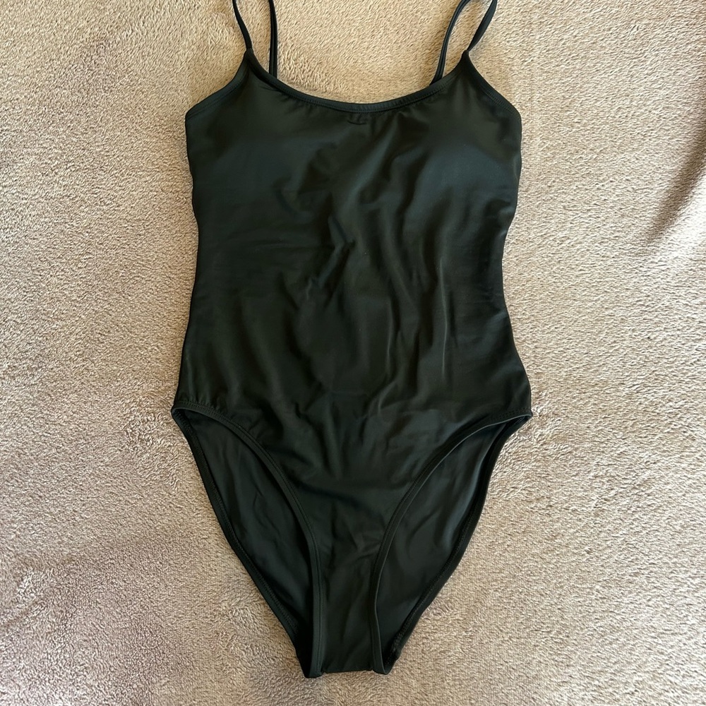 Andie The Amalfi Classic Black One-Piece Swimsuit Medium Tall